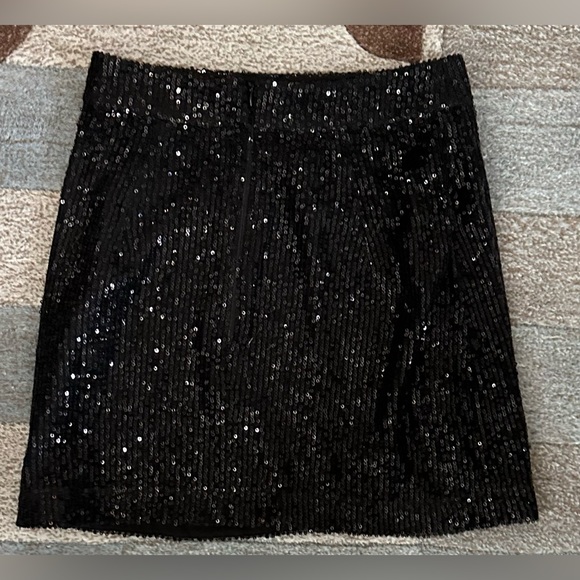 French Connection Black Sequin Eshka Mini Skirt - Picture 7 of 11